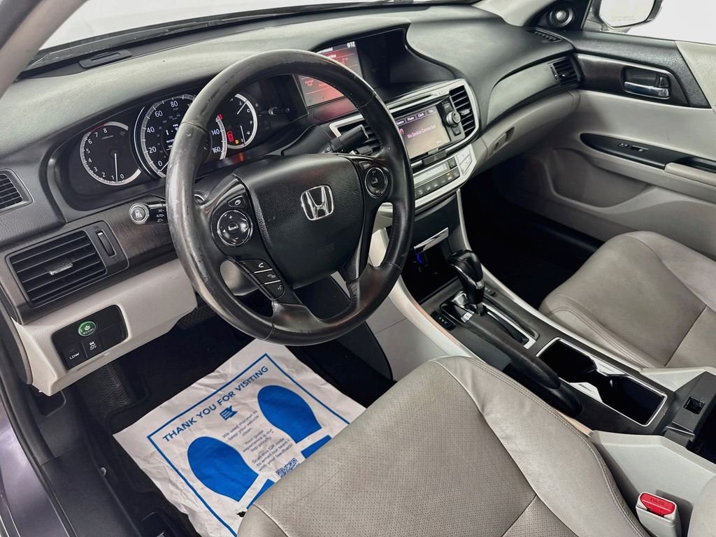 Used 2015 Gray Honda EX-L image 10