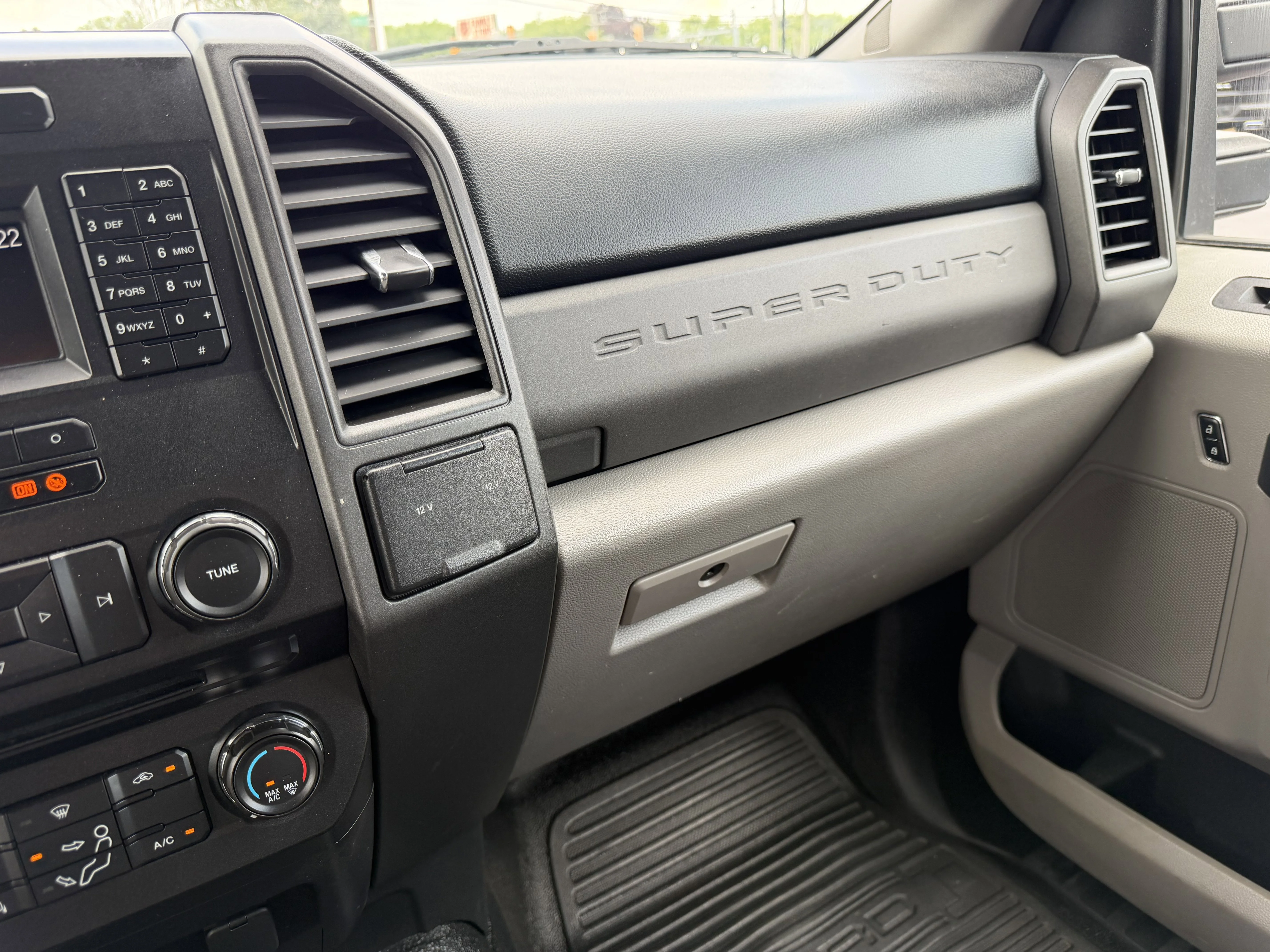 Used 2017 Oxford White   Z1 Ford XL image 16