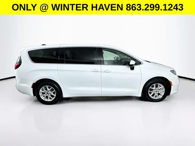 Used 2023 White Chrysler Touring L image 8