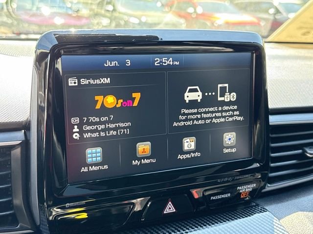 Used 2020 Black Hyundai Turbo image 3