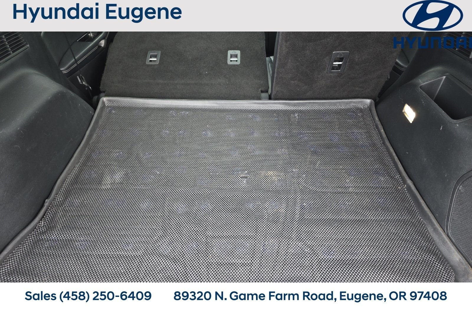 Used 2019  Ford Titanium image 23