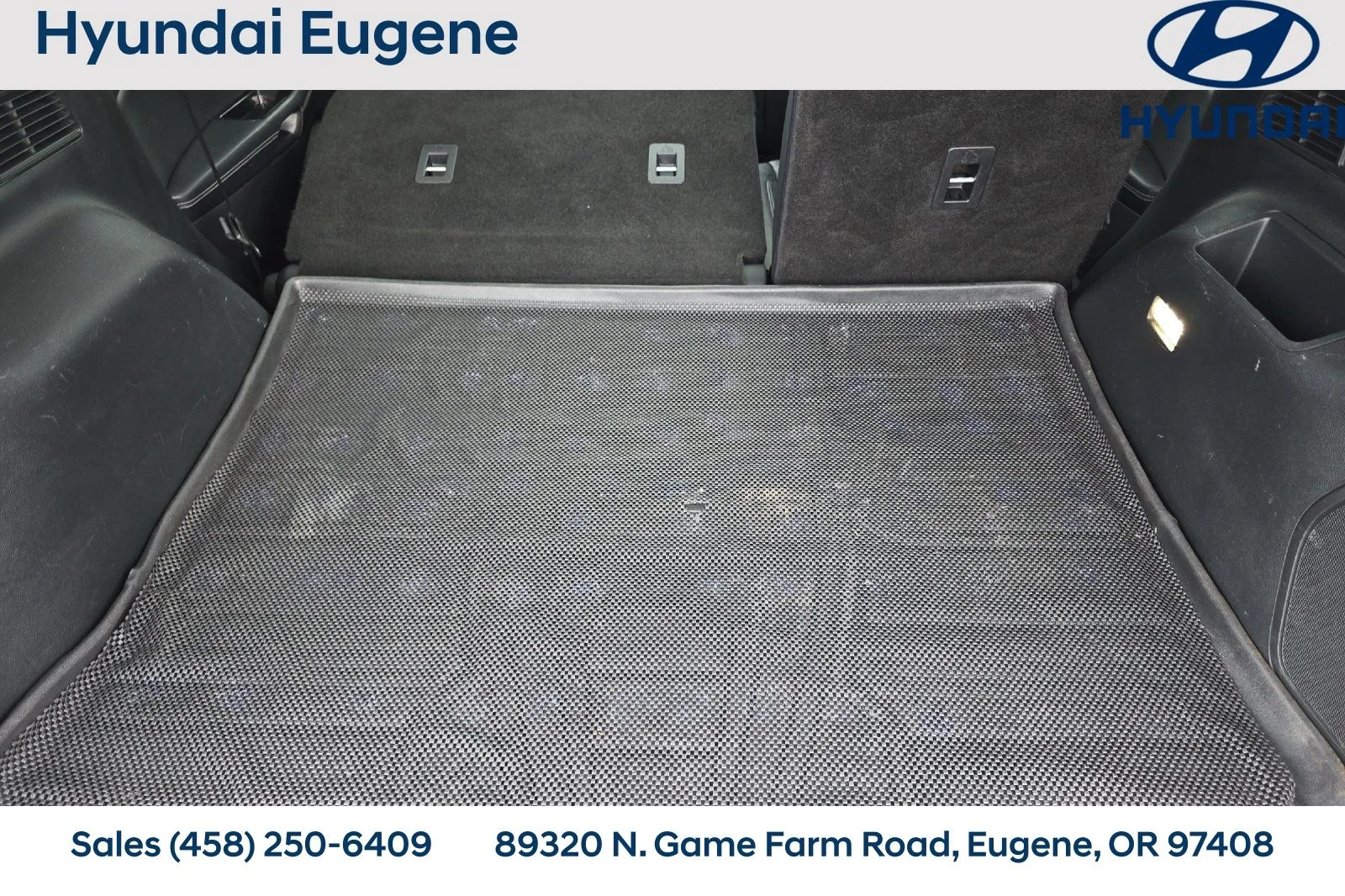 Used 2019  Ford Titanium image 23