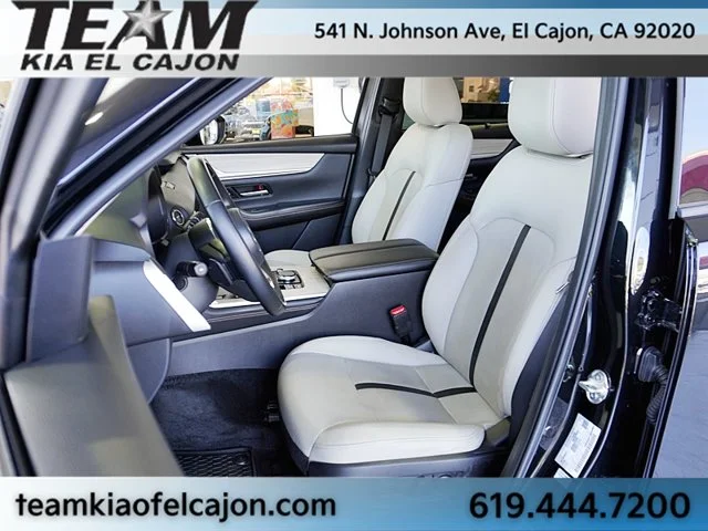 Used 2025 Black Mazda Premium image 20