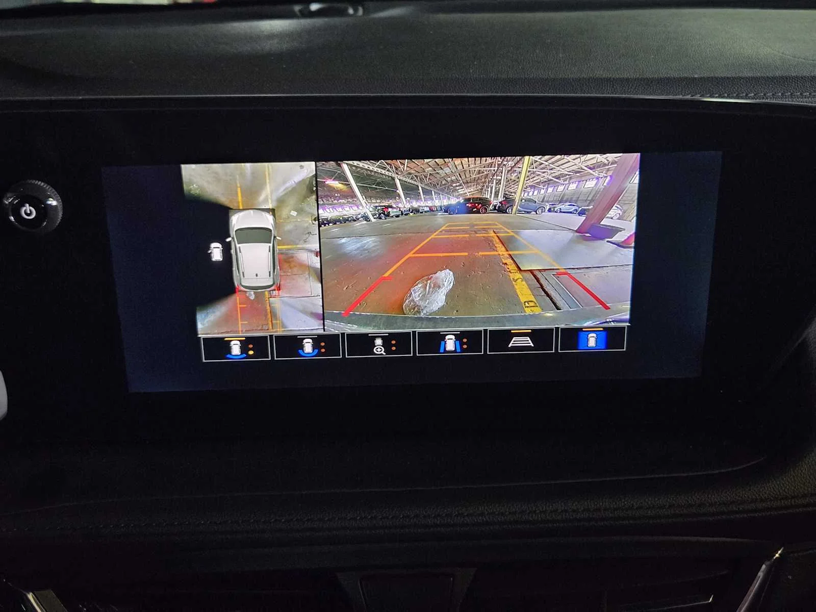 2026 Buick Encore GX Sport Touring - Photo 12