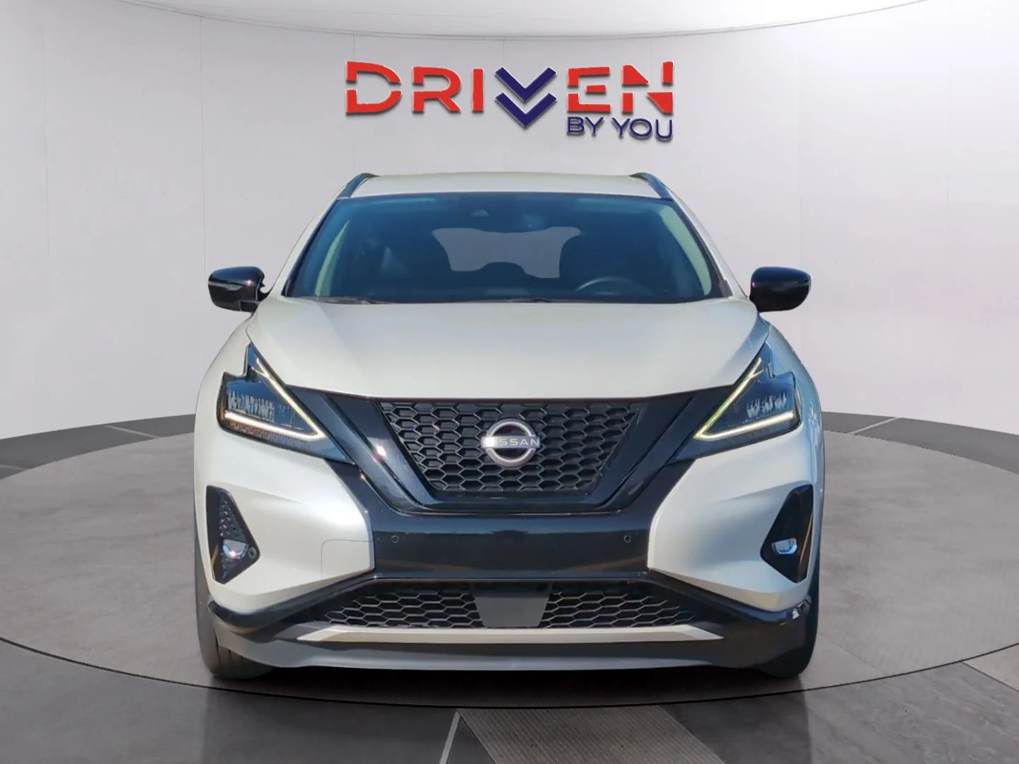 Used 2023 Pearl White Tricoat Nissan SV image 8