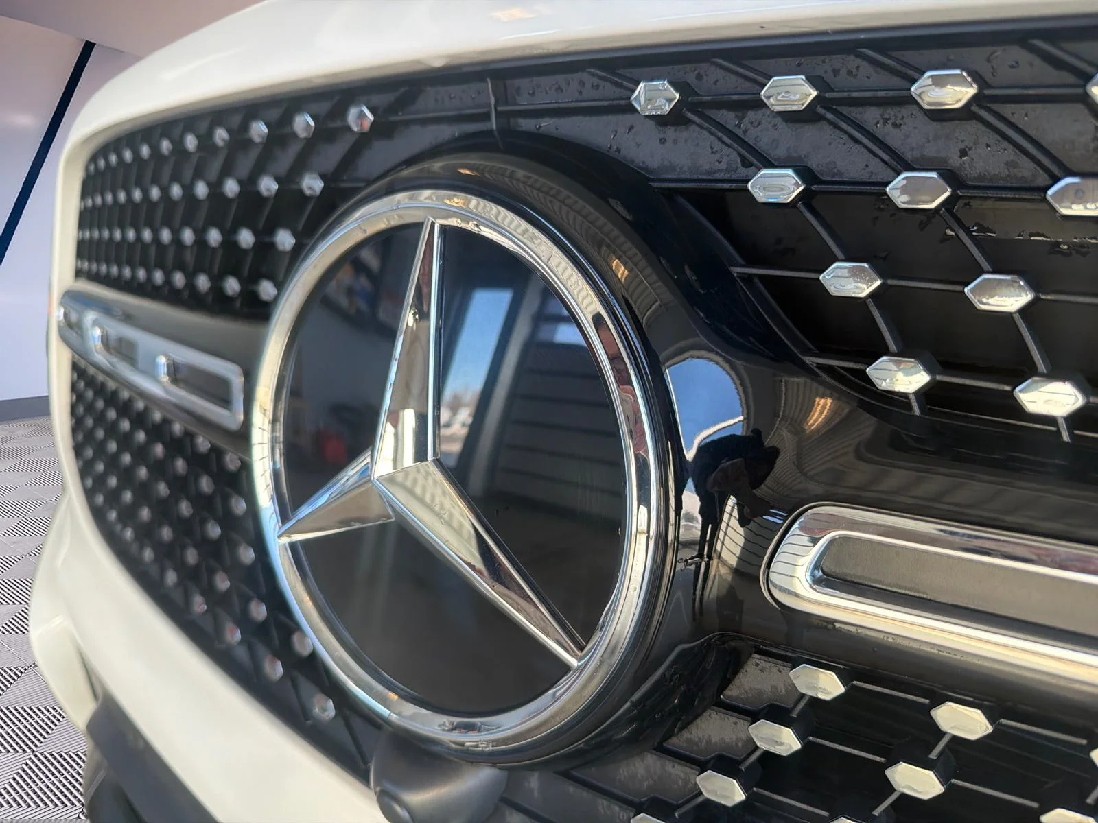 New 2026 White Mercedes-Benz Glb 250 4matic Suv image 25