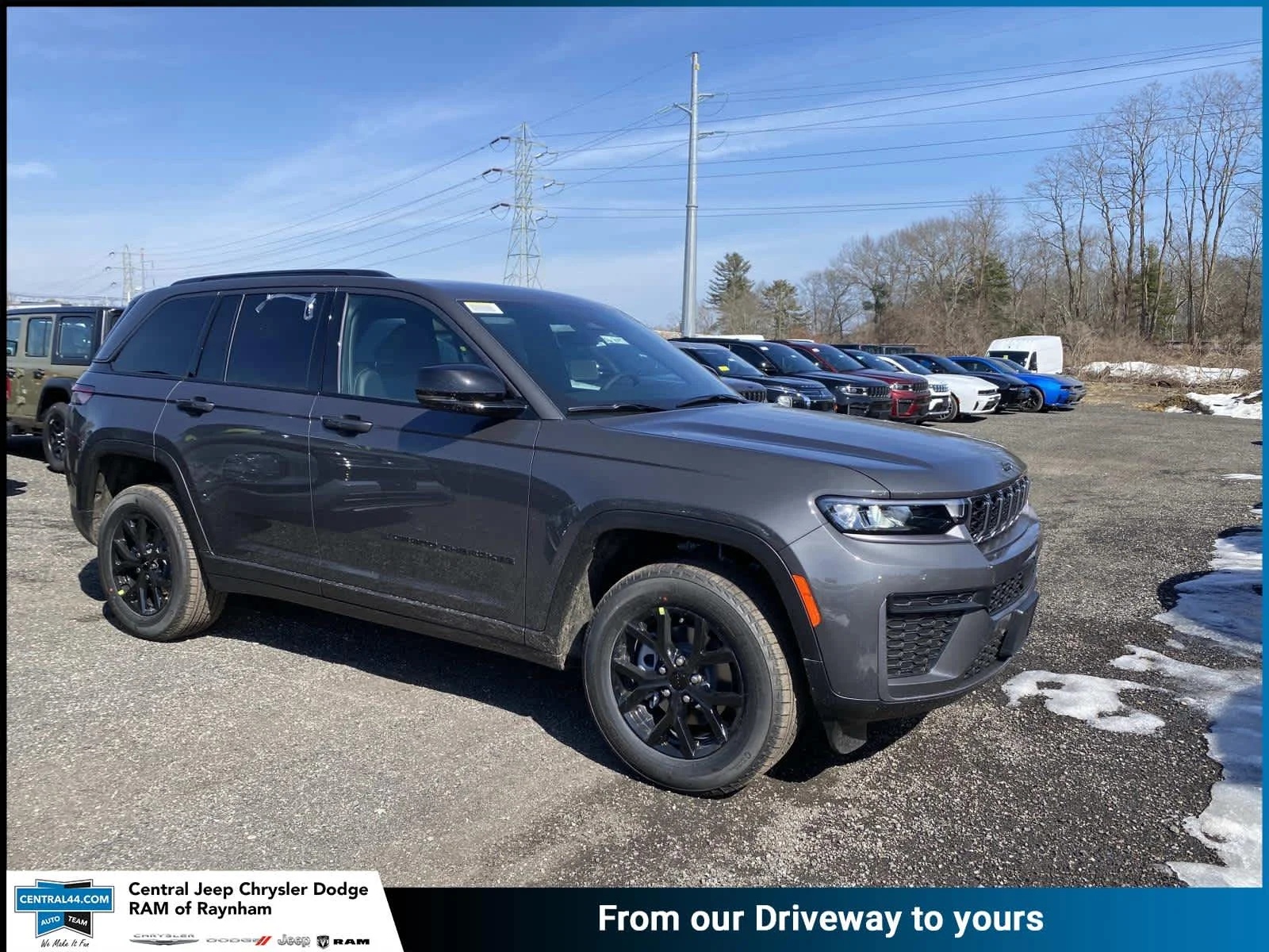 2026 Jeep Grand Cherokee Laredo