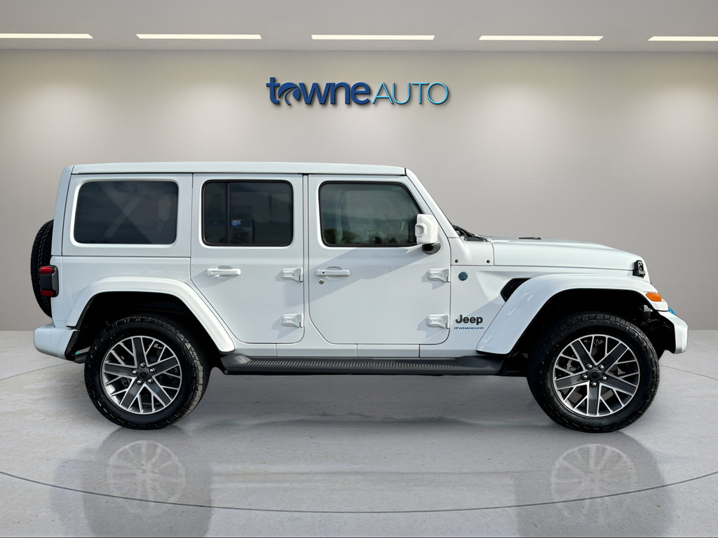 Used 2024 White Jeep High Altitude 4xe image 6