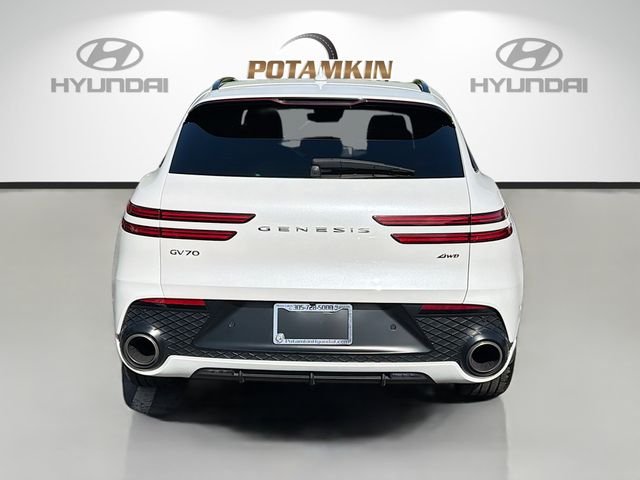 Used 2024 White Genesis 2.5T image 6