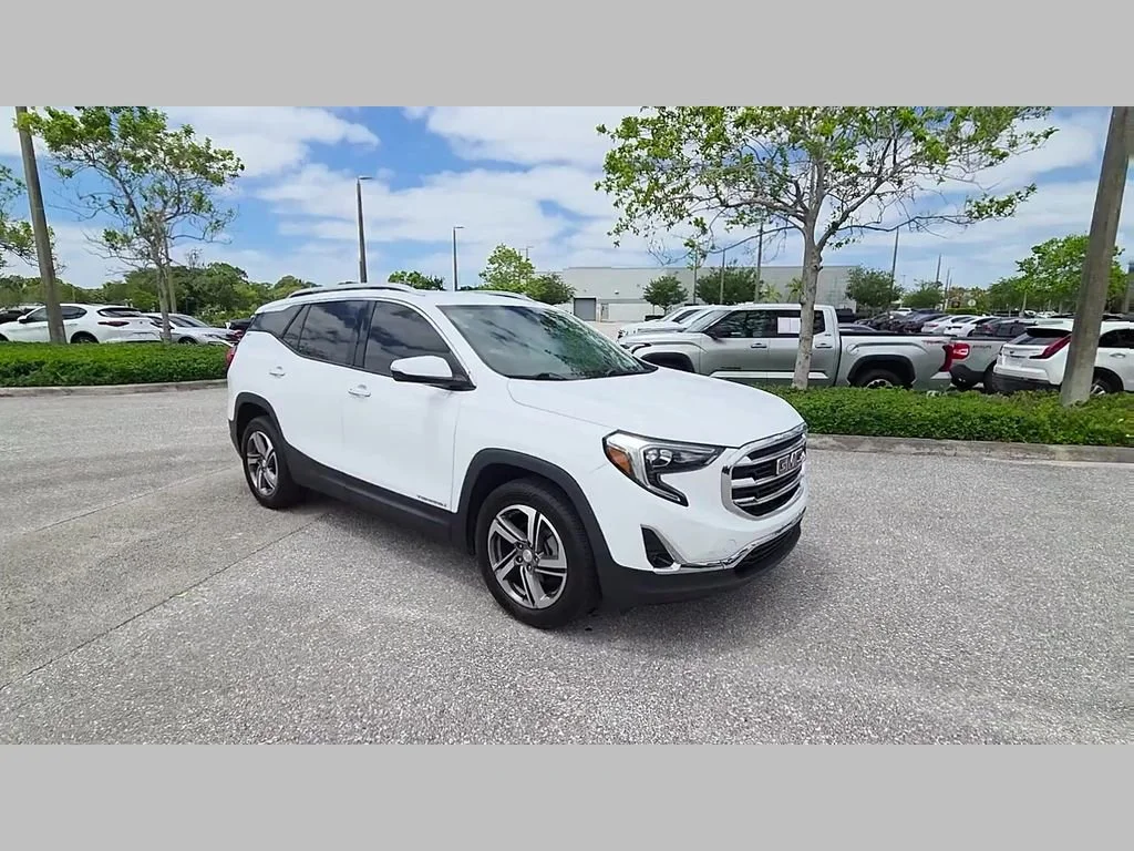 Used 2020 Summit White GMC SLT image 34