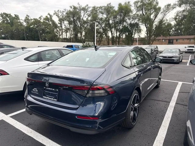 New 2026 Canyon River Blue Metallic Honda SE image 6