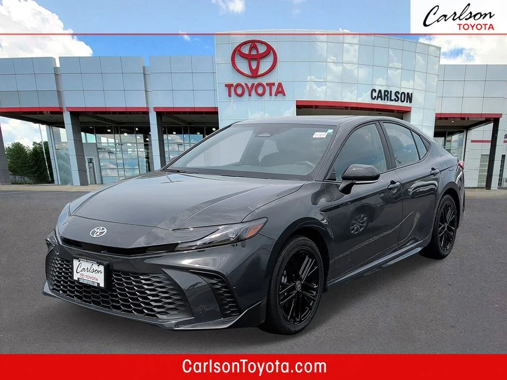 2026 Toyota Camry SE AWD Hybrid's photo