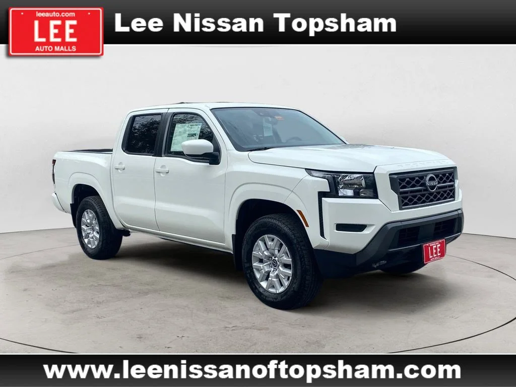 Certified Used 2023 Glacier White Nissan SV image 8
