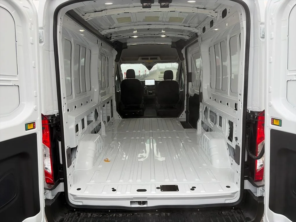 New 2026 White Ford Base image 31