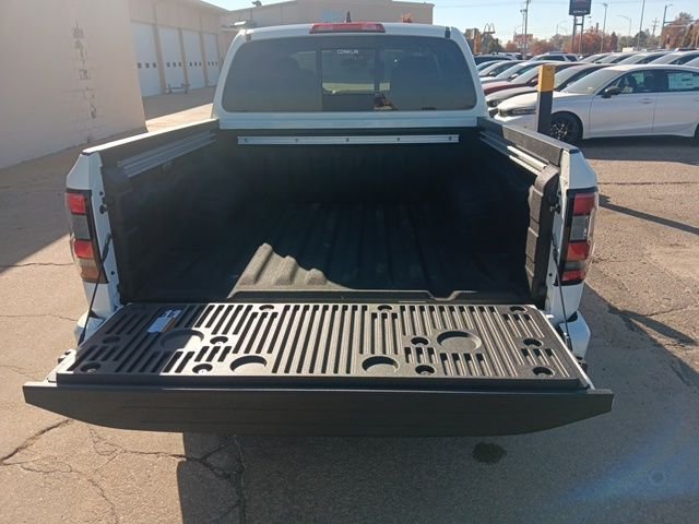 2026 Nissan Frontier SV - Photo 32
