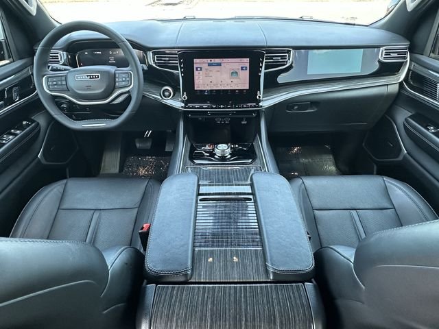 Used 2022 White Jeep Series II image 10
