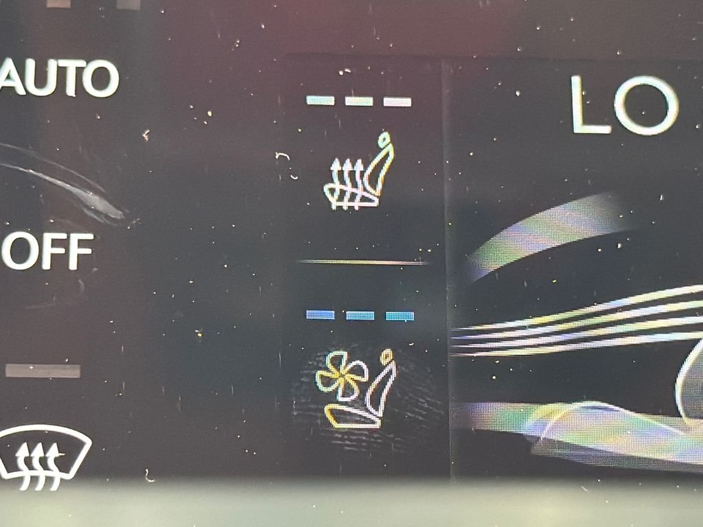 New 2026 White Genesis 2.5T Prestige image 31