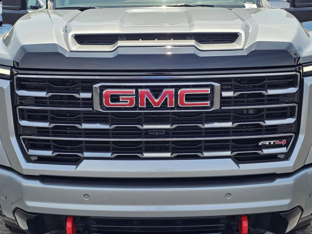 Used 2026 Sterling Metallic GMC AT4 image 3