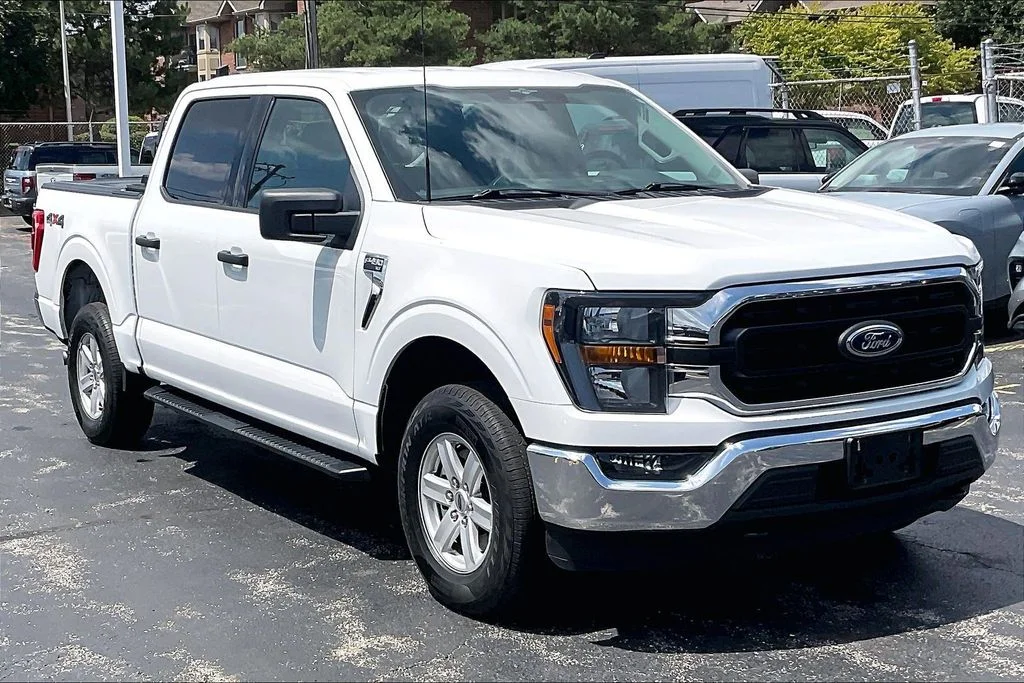 Used 2023 White Ford XLT image 34