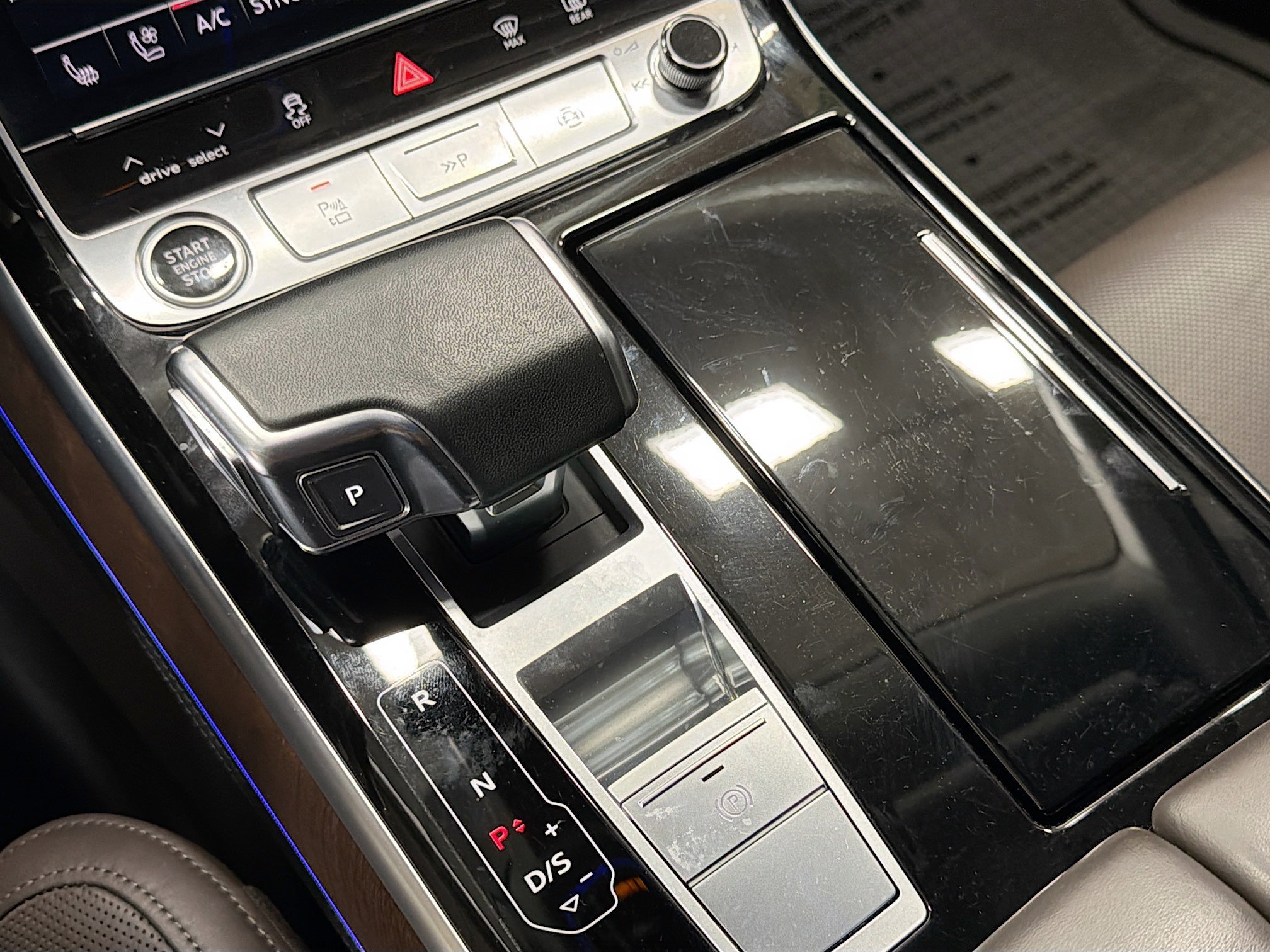 2023 Audi A8 Base - Photo 28