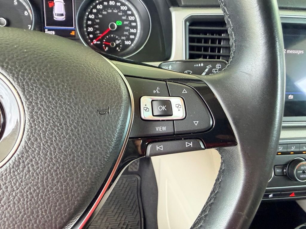 Used 2019 Black Volkswagen 3.6L V6 SE image 21