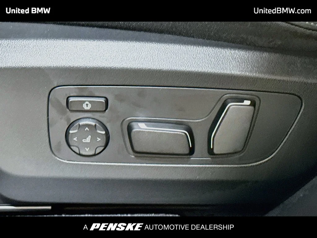 New 2026 Mineral White Metallic BMW 30 xDrive image 11