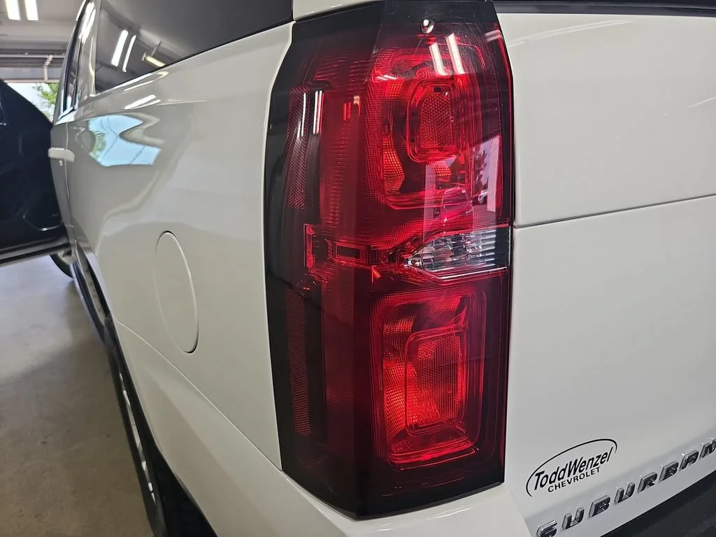 Used 2018 SUMMIT WHITE Chevrolet LT image 41