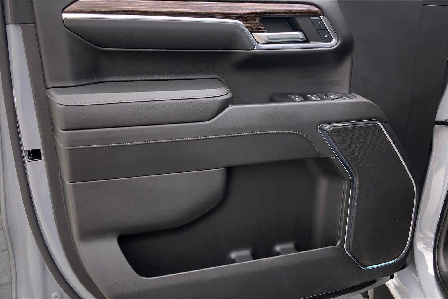 Used 2024 Thunderstorm Gray GMC Elevation image 20