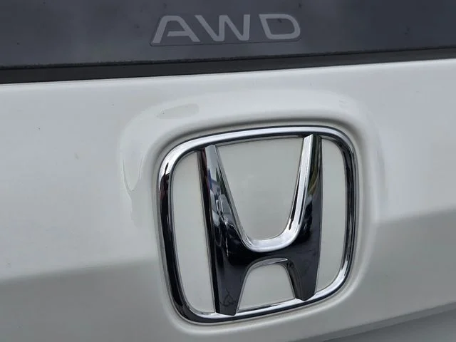 Used 2023 Platinum White Honda EX-L image 19