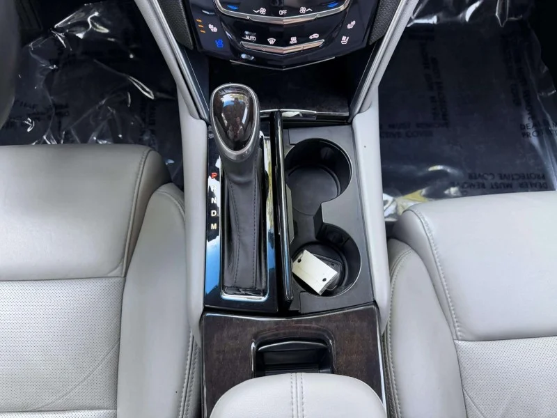Used 2017 Silver Cadillac Luxury image 16