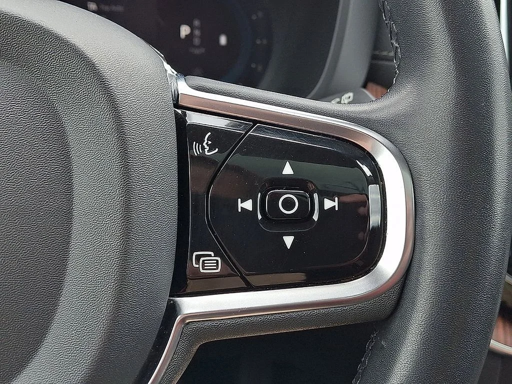 2023 Volvo XC60 Ultimate - Photo 22