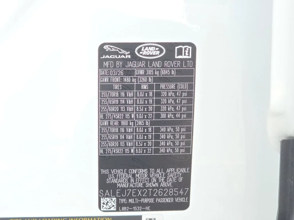 New 2026 Fuji White LAND ROVER S image 36