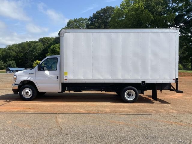 2025 Ford E-Series Cutaway Base - Photo 6