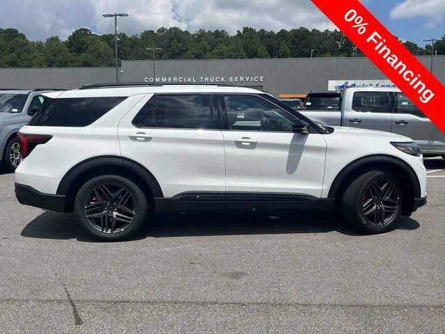 New 2026 Star White Metallic Tri-Coat Ford ST image 2