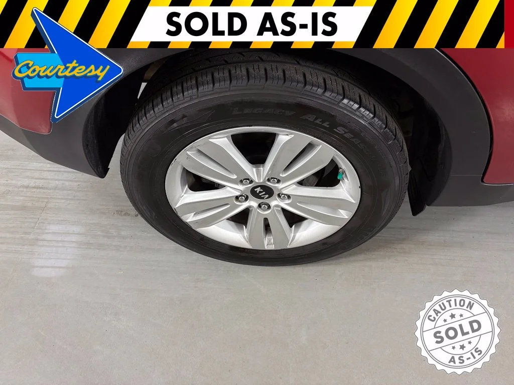 Certified Used 2018 Red Kia LX image 11