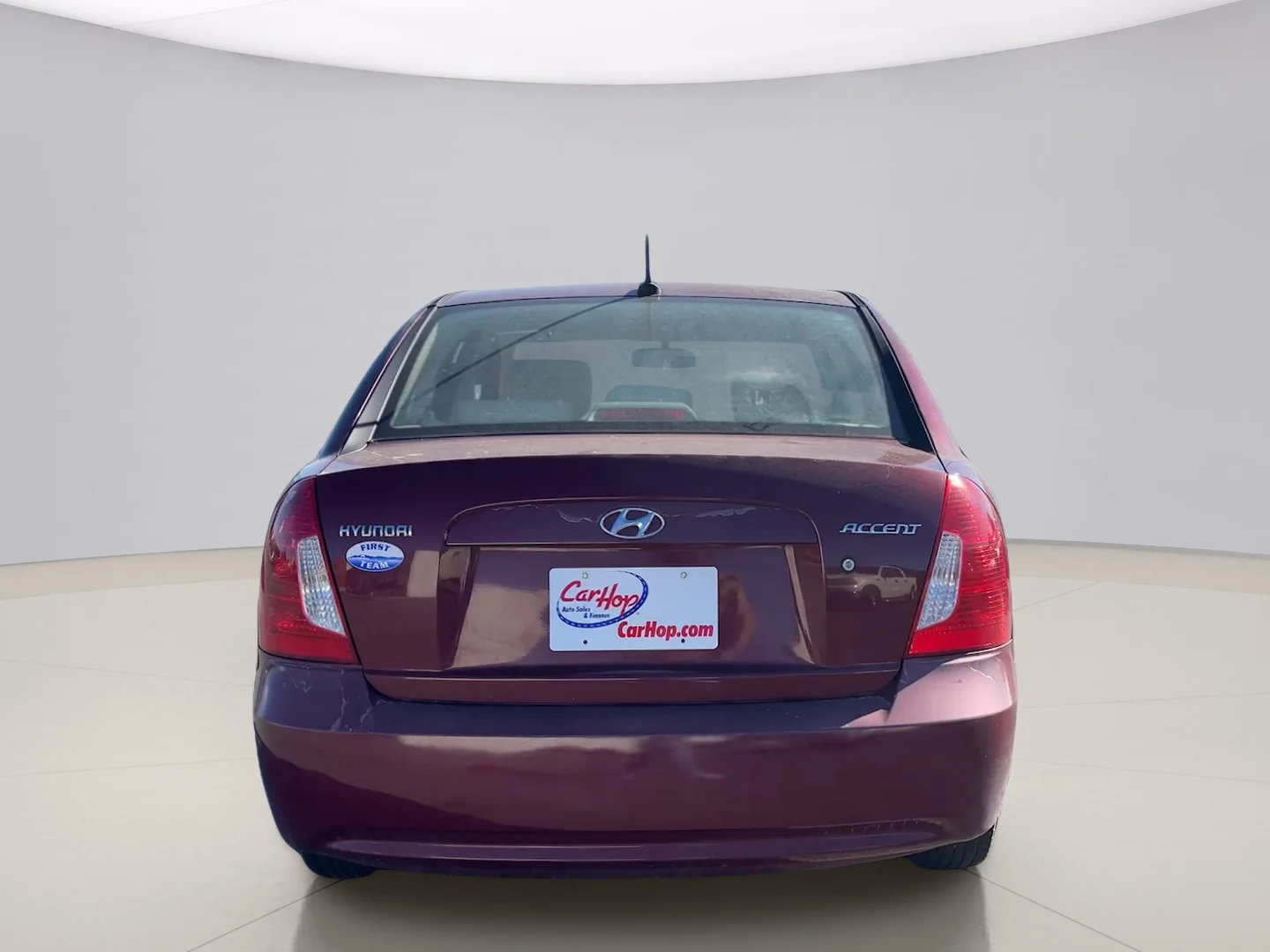 Used 2009 Red Hyundai  image 5
