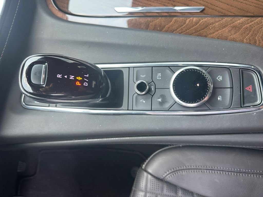 Used 2024 Gray Cadillac Sport Platinum image 32