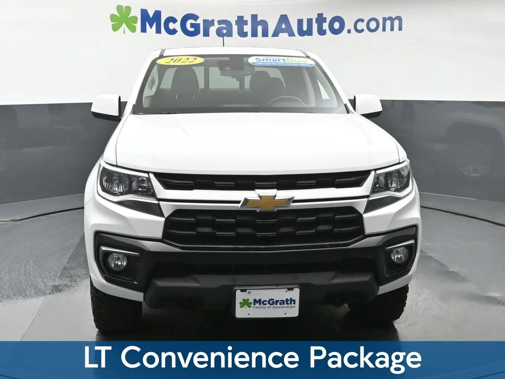 Used 2022 White Chevrolet LT image 5