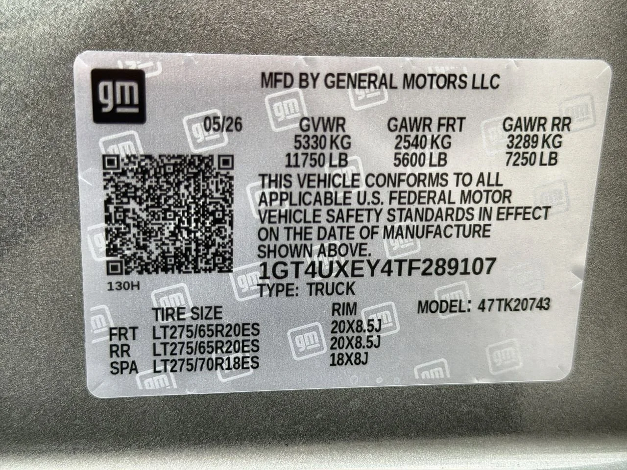 New 2026 Sterling Metallic GMC Denali Ultimate image 29