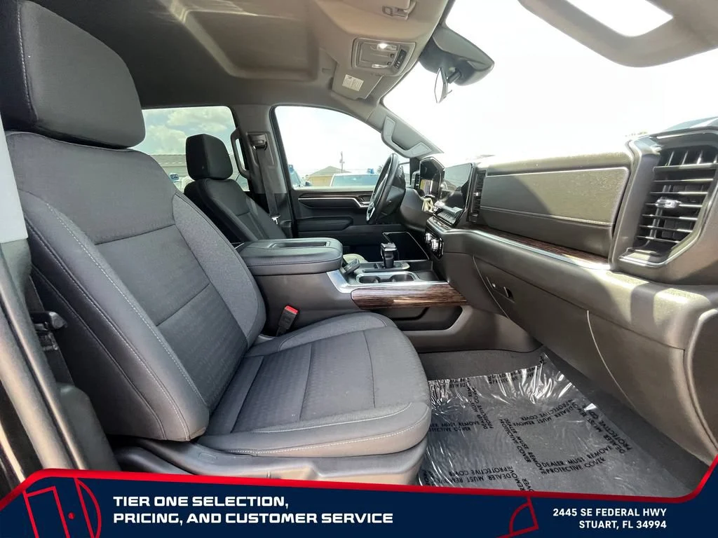 Certified Used 2022 ONYX BLACK GMC Elevation image 20
