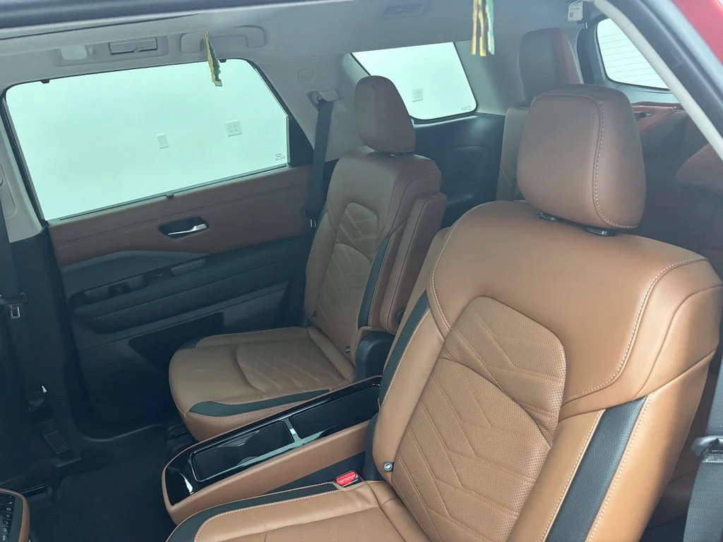 Certified Used 2023 Red Nissan Platinum image 40