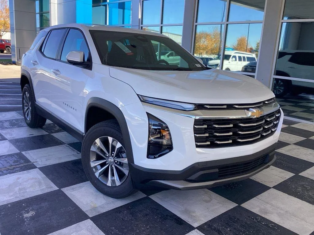 New 2026 Summit White Chevrolet LT image 7