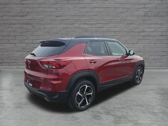 Used 2023 CRIMSON METALLIC Chevrolet RS image 6