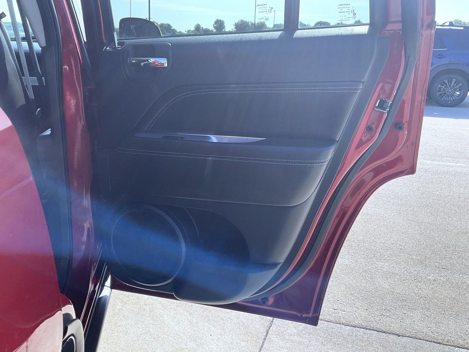 Used 2017 Red Jeep Latitude image 21