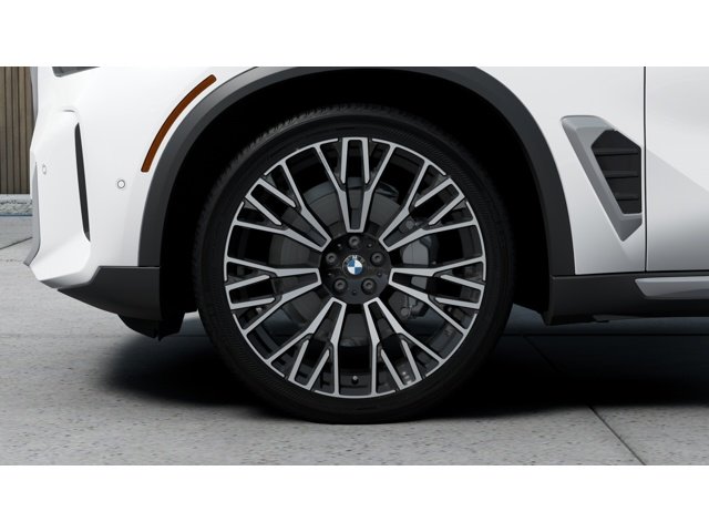 New 2026 Mineral White Metallic BMW sDrive40i image 7