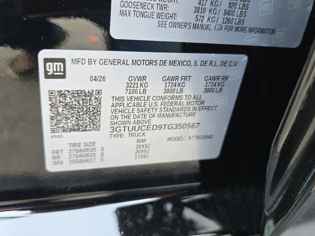 New 2026 Onyx Black GMC Elevation image 21