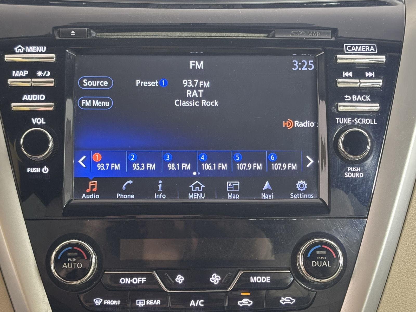 Used 2017 Pacific Sunset Nissan Platinum image 36