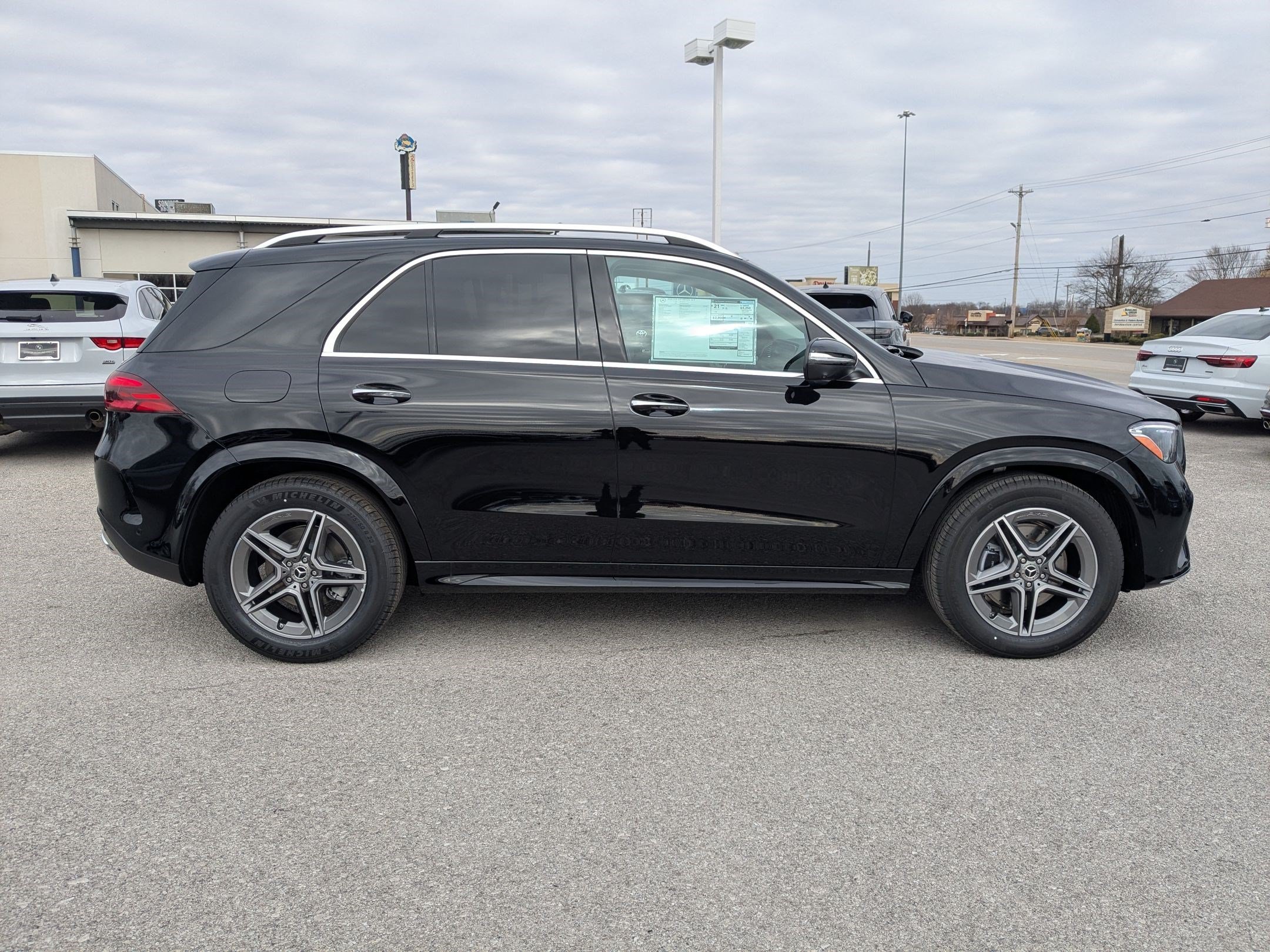 New 2026 Black Mercedes-Benz GLE 450 image 40