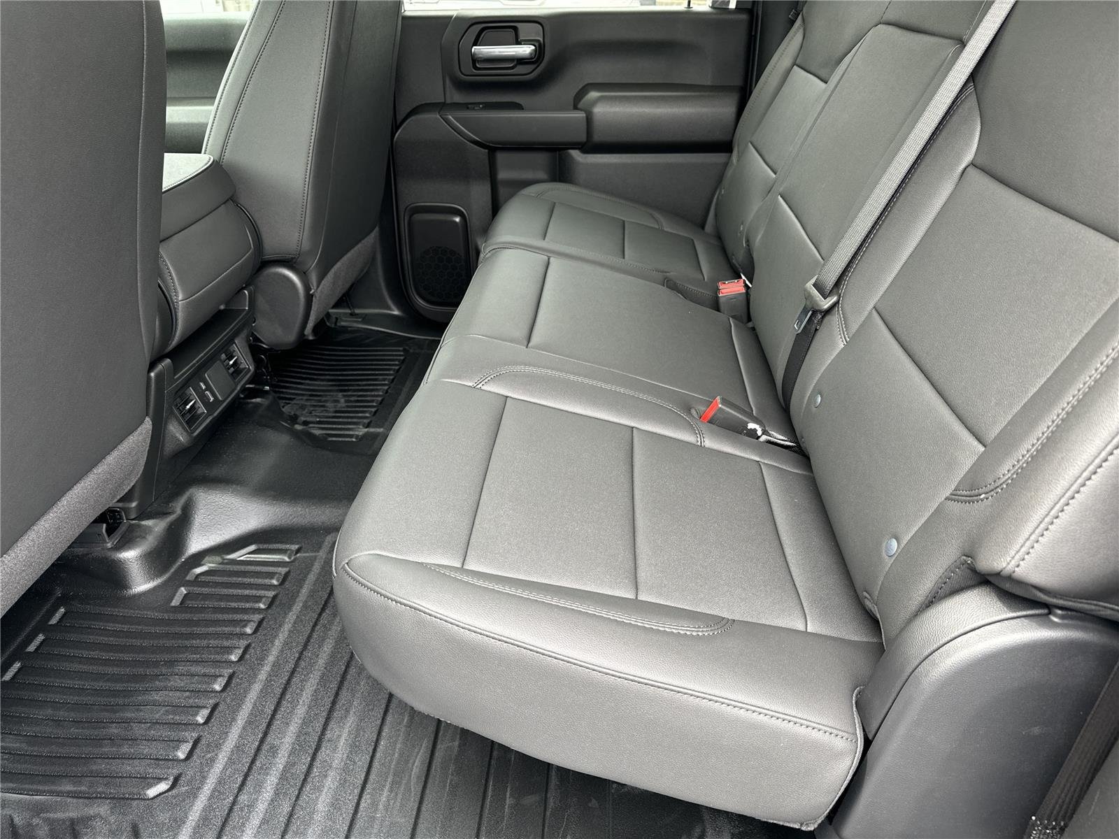 New 2025 Summit White GMC Pro image 21
