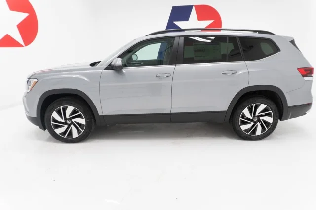 2026 Volkswagen Atlas SE w/Tech - Photo 15